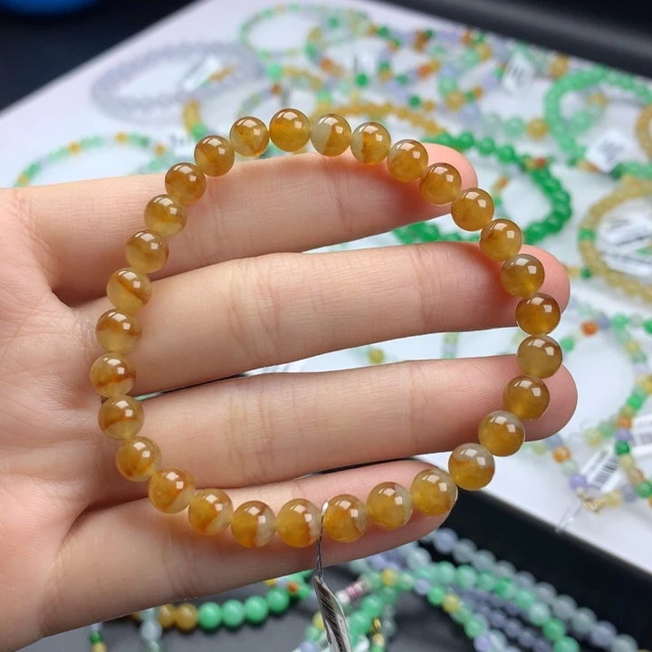 翡翠手镯未镶嵌卡