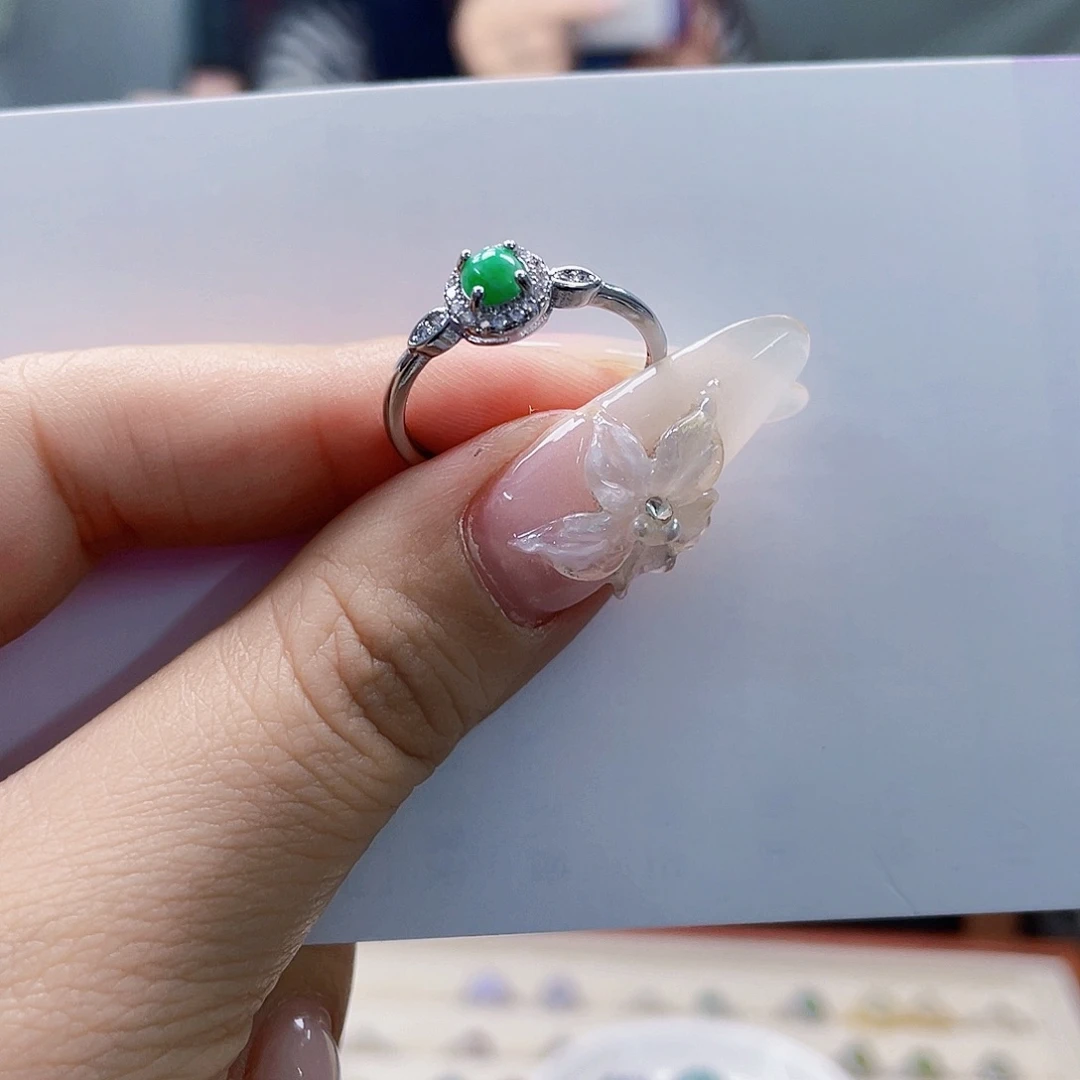 翡翠未镶嵌颈饰天然翡翠Ａ货