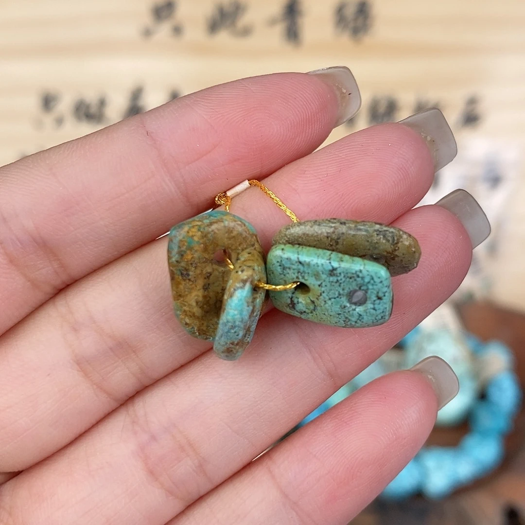 未镶嵌绿松石珠宝奇石