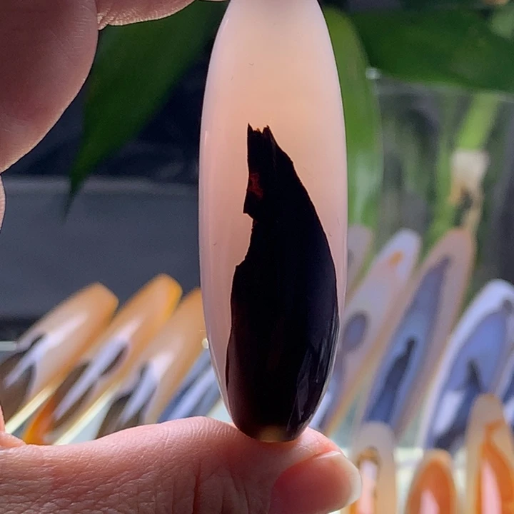 未镶嵌玛瑙/玉髓珠宝半成品3