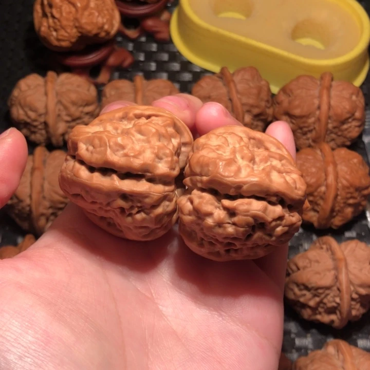 文玩核桃把件41四深开蛙王