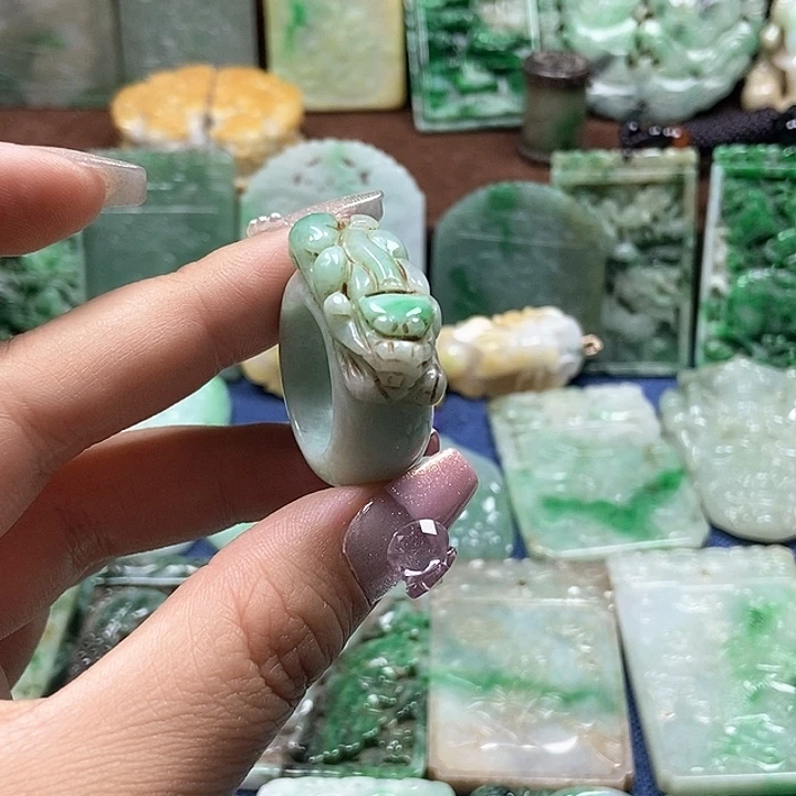 翡翠颈饰未镶嵌@*寻0000000000000