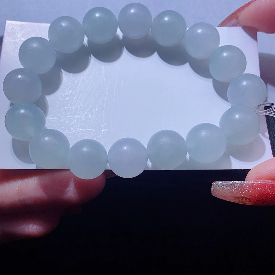 定制翡翠未镶嵌维**?翡翠