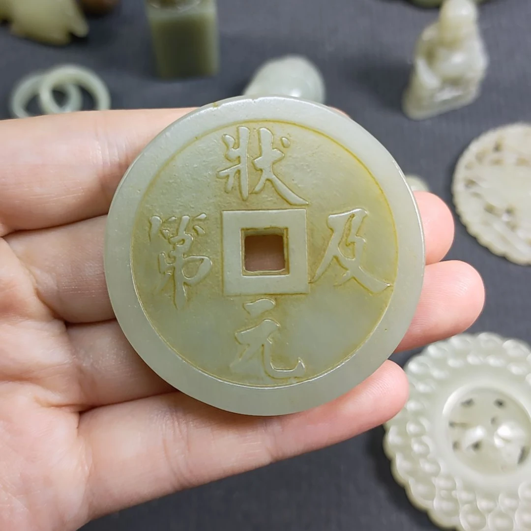 L***_和田玉未镶嵌颈饰