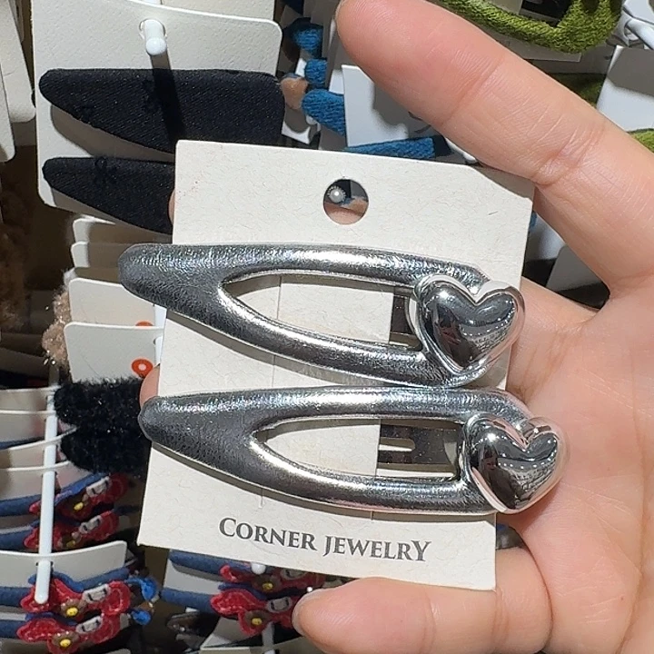 布艺铁合金银色爱心