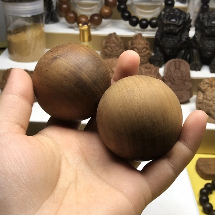 檀香木手串/手链黄*牛老山檀香手球5.0一对