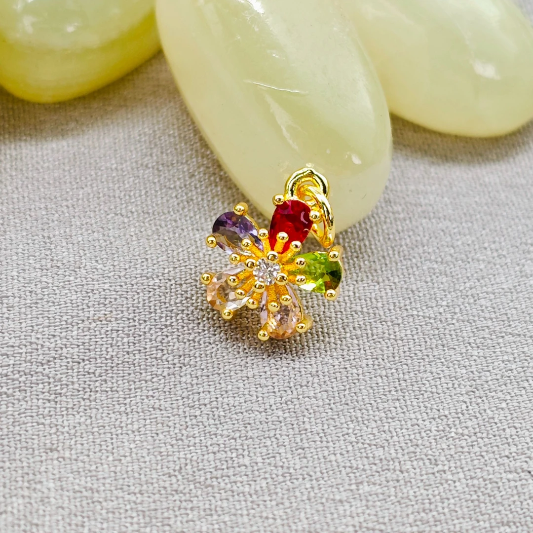 彩色锆石简约精致小花朵吊坠/HG-DZ-2（多样性发货）