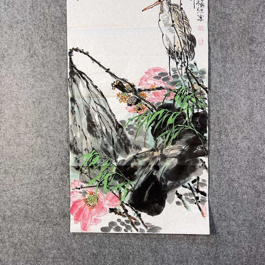 国画455 花鸟在树丛的顶端鸣叫叫声响