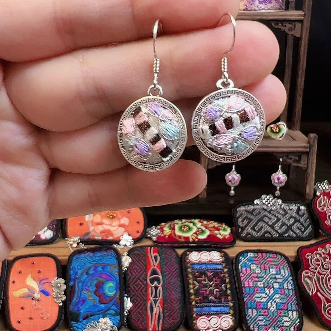 黄铜925银布艺手工刺绣