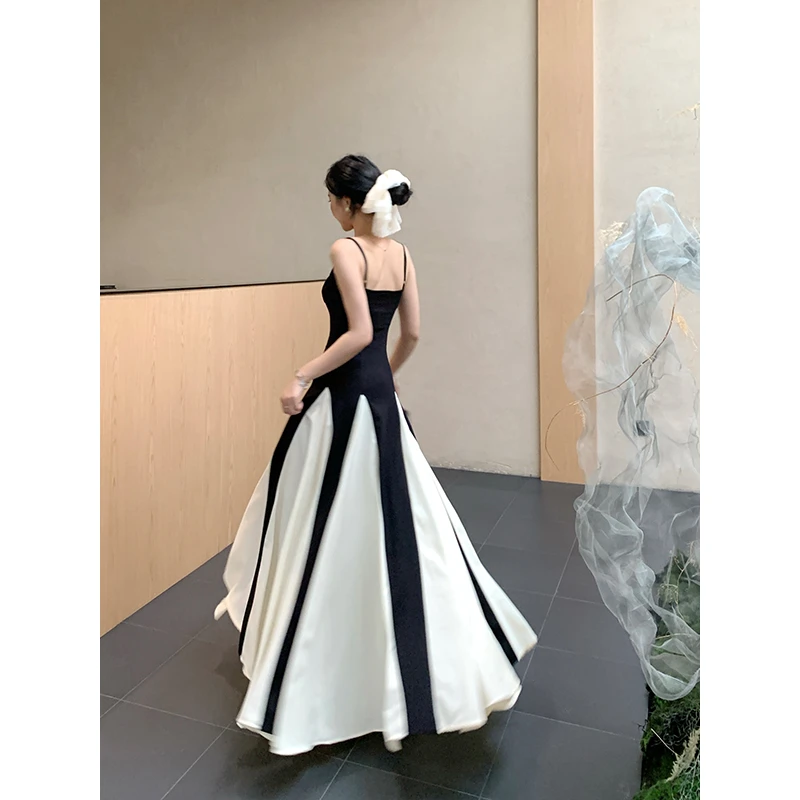 【翩若惊鸿】甜辣多多2025夏季新款法式显瘦气质赫本风吊带连衣裙女