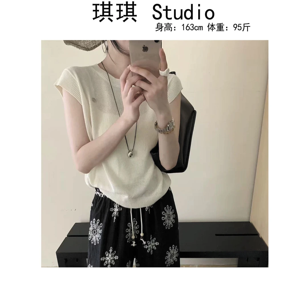 《琪琪家》夏季新款纯色基础简约舒适亲肤显瘦减龄针织短袖712-S