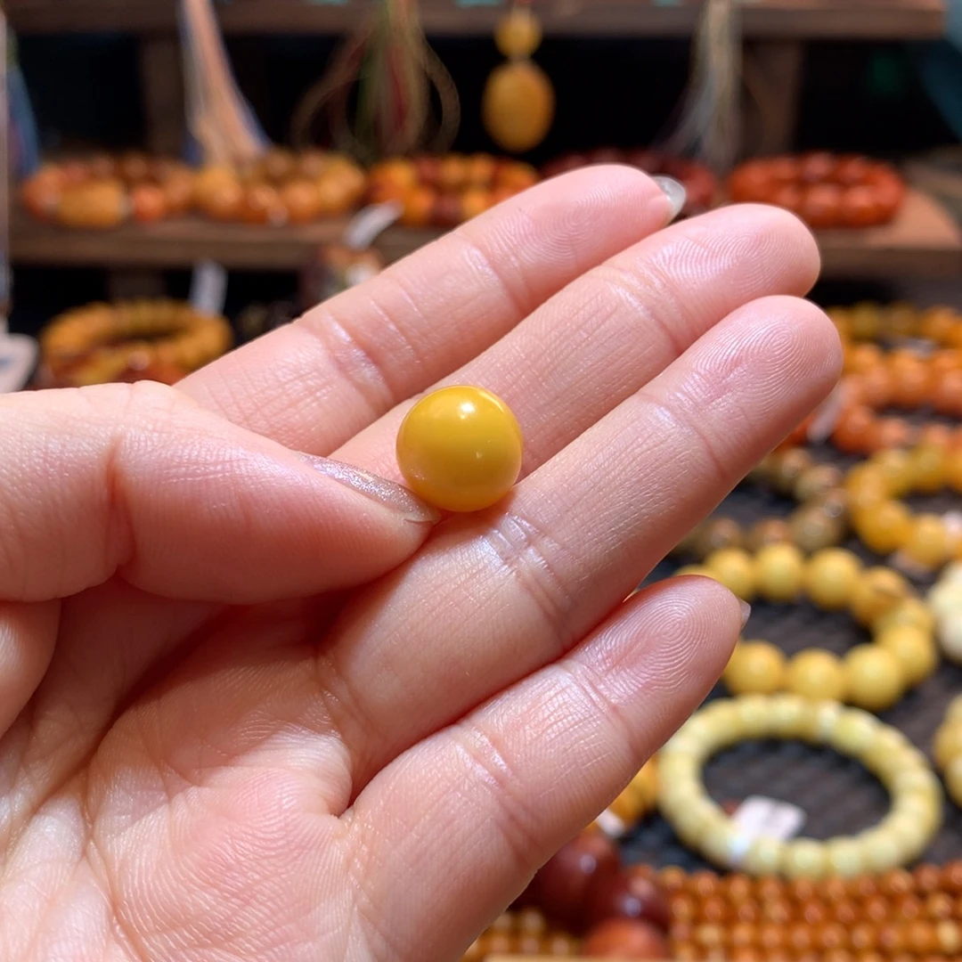 魏***东蜜蜡未镶嵌吊坠(不含链)