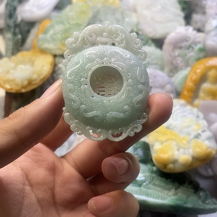定制翡翠未镶嵌天然翡翠