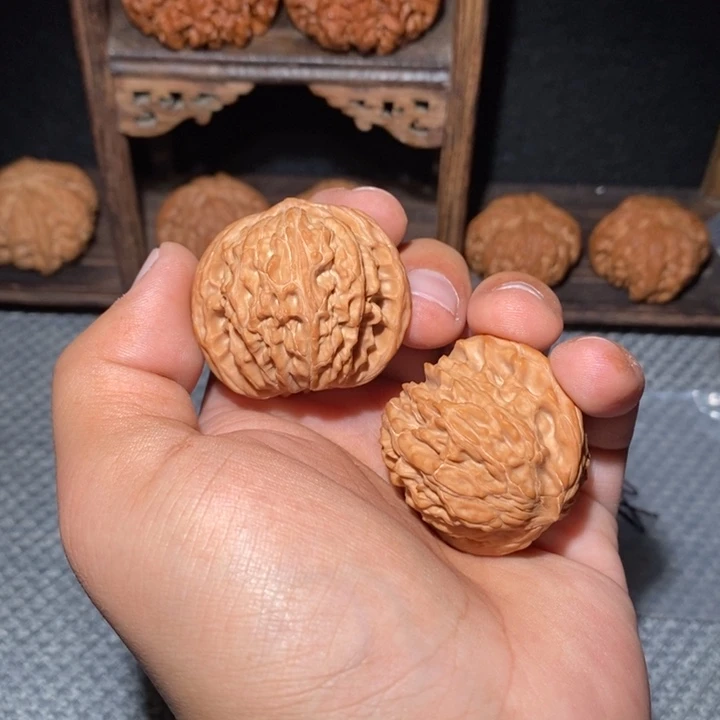 N***e把件桃核41尺山地磨