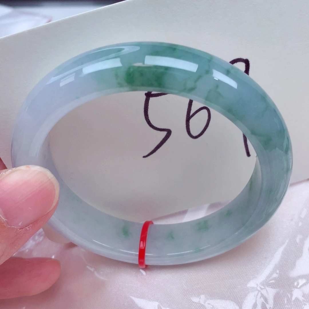 翡翠未镶嵌手镯翡翠