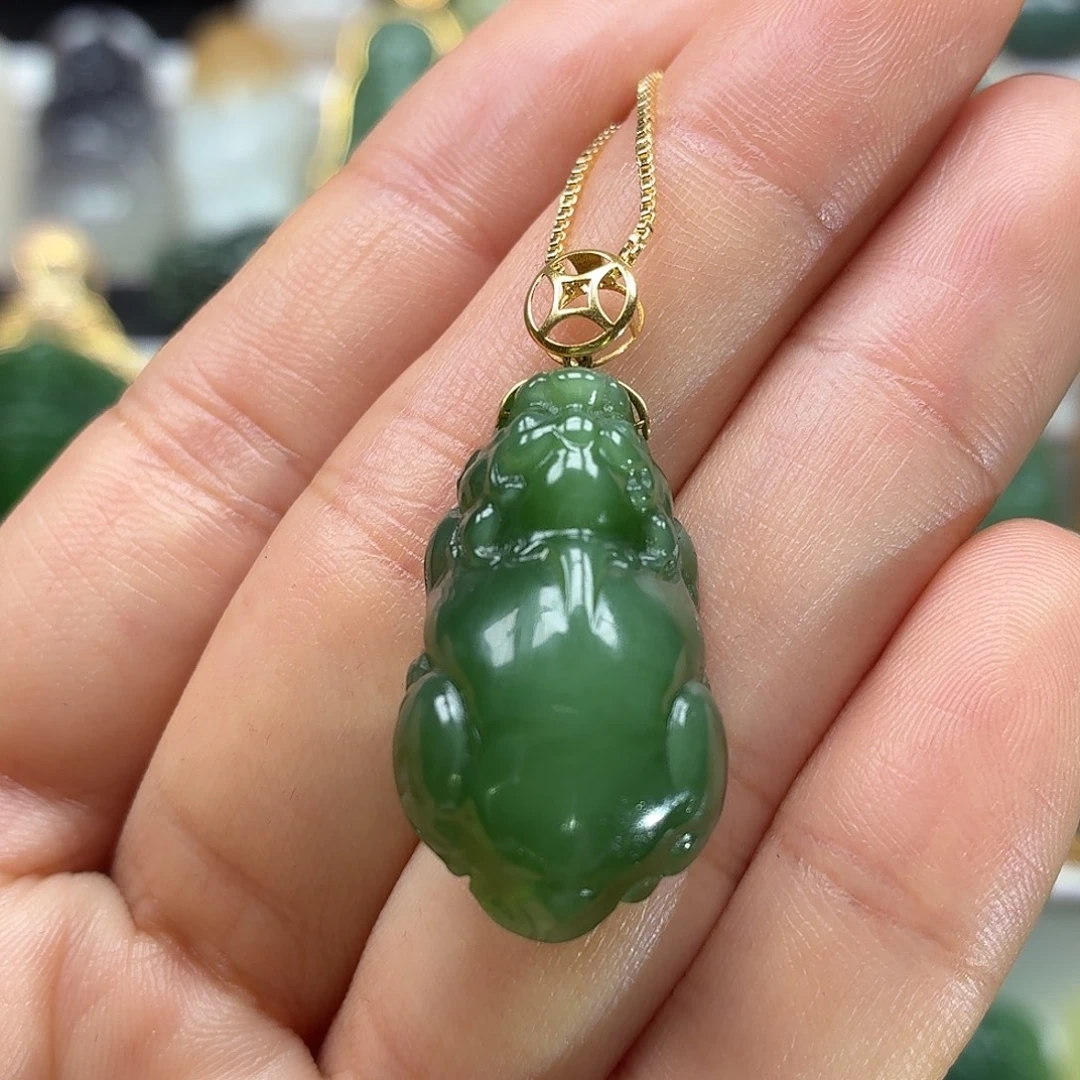 和田玉18K金镶嵌颈饰