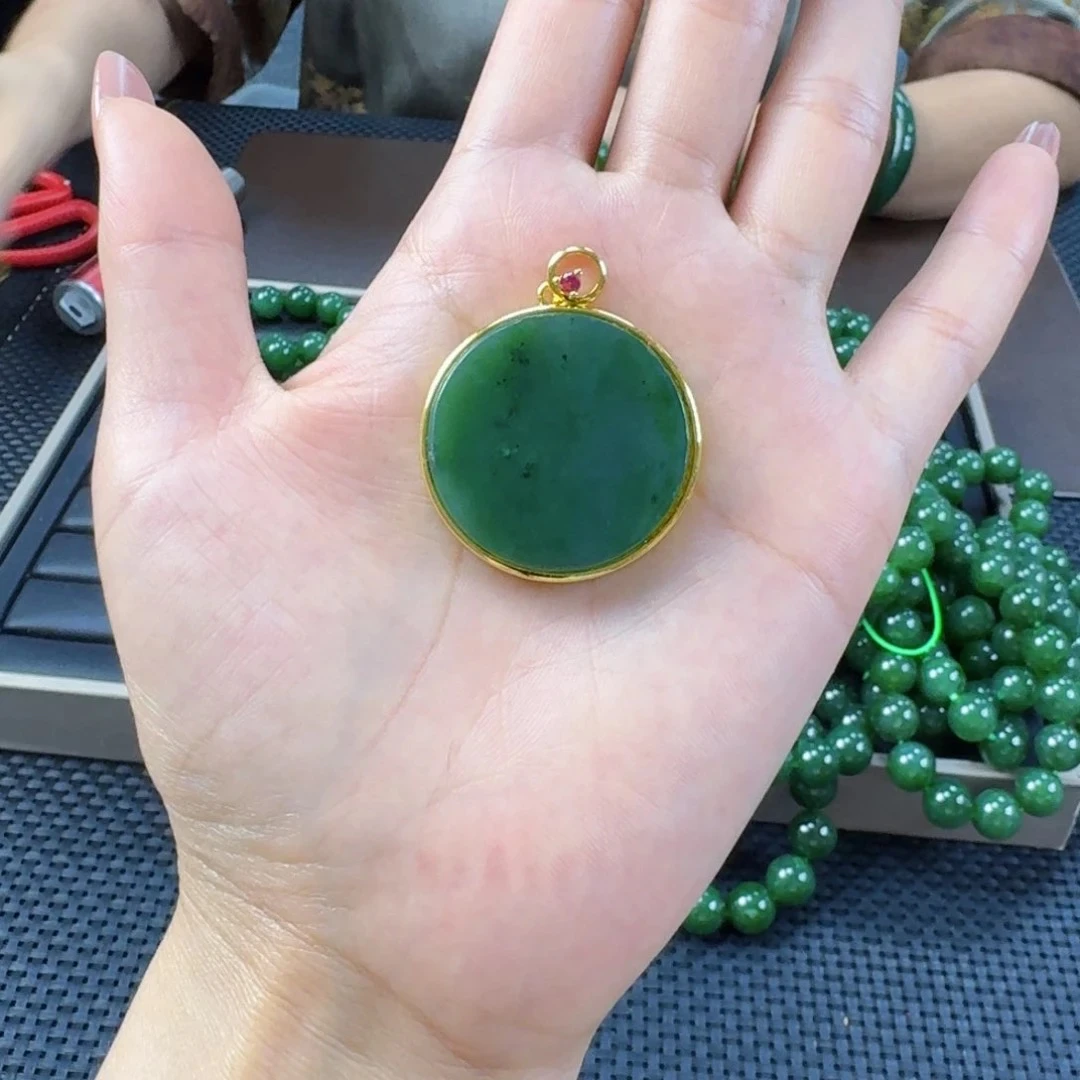 付姐和田玉碧玉圆牌