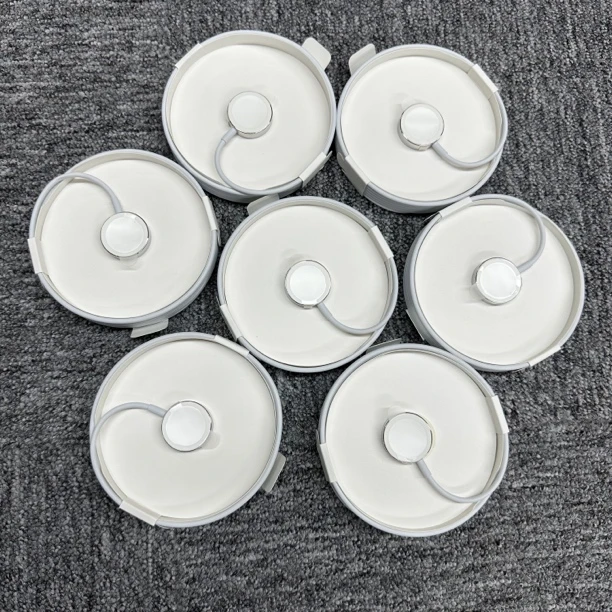 9新 Apple/苹果 原装两米 USB口手表充电器 适用于苹果手表