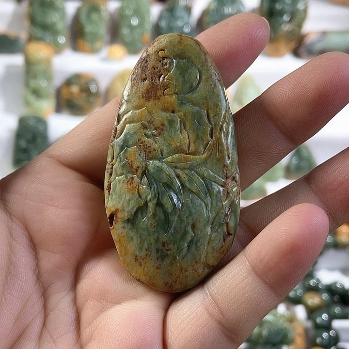 岫岩河磨玉（透闪石质玉）未镶嵌吊坠(不含链)