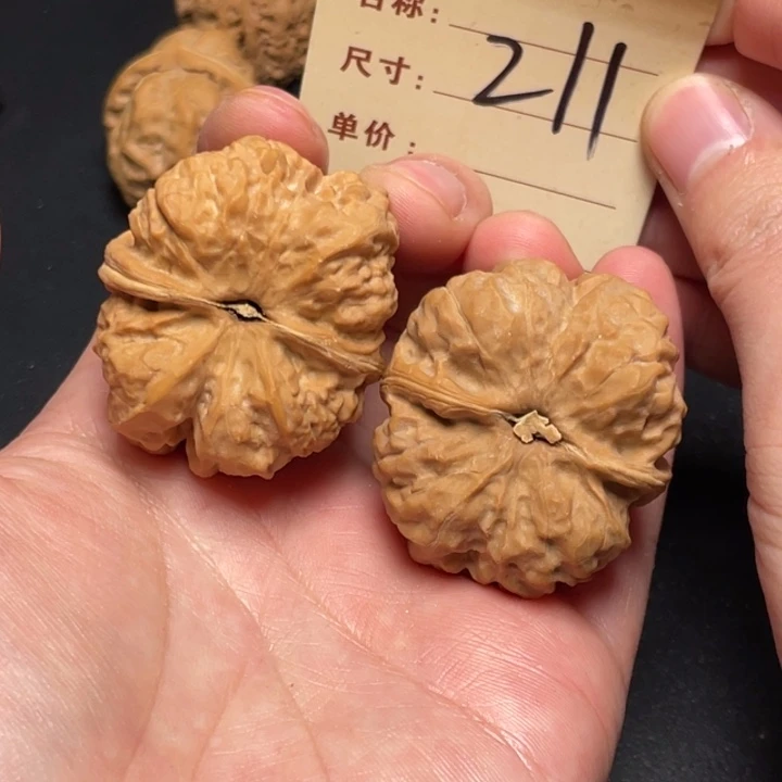 把件文玩核桃蛙蛙38尺白茬211