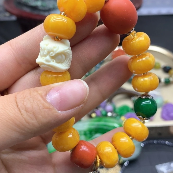 树脂制品吊坠尺寸