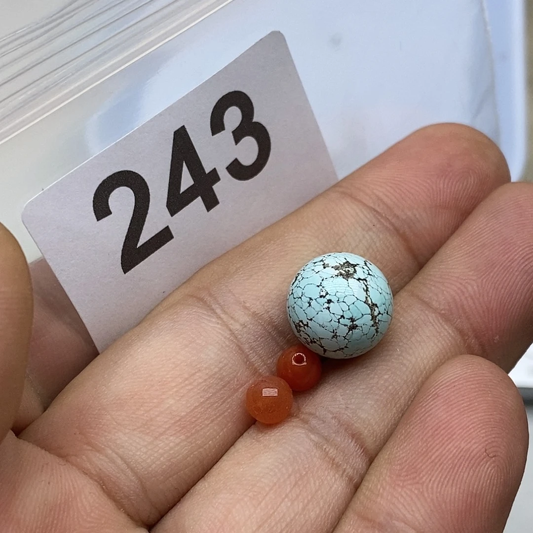 玛瑙/玉髓未镶嵌珠宝奇石