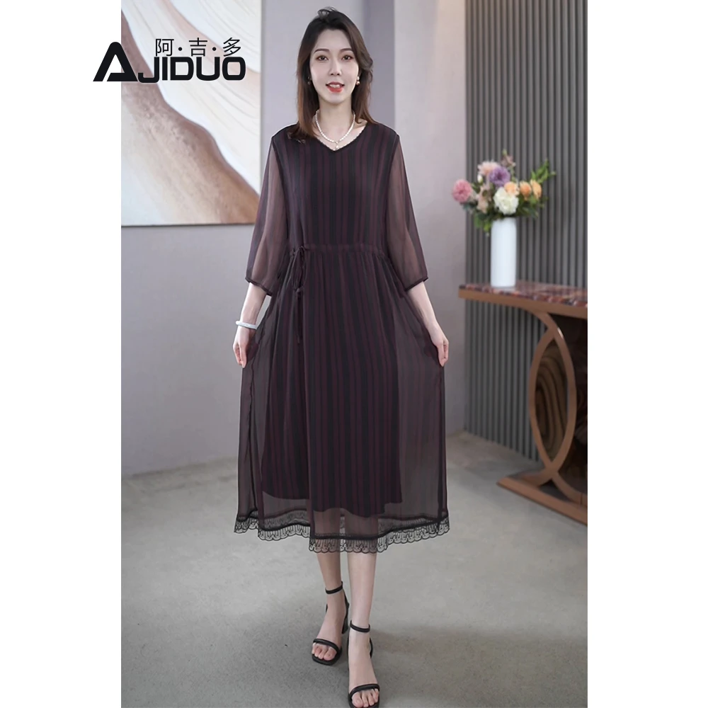 气质优雅V领连衣裙女夏2025新款大码七分袖系带收腰显瘦妈妈裙子