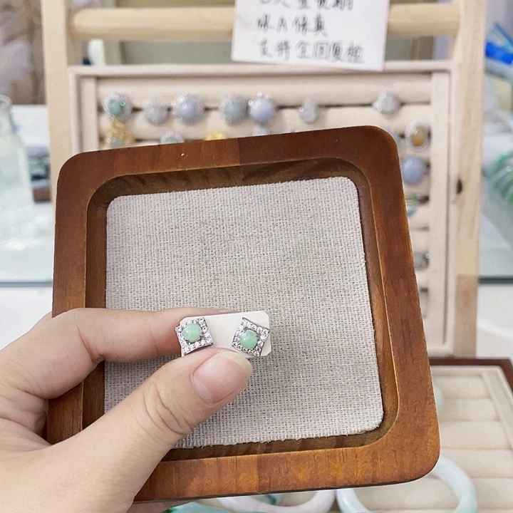 翡翠未镶嵌颈饰天然翡翠Ａ货