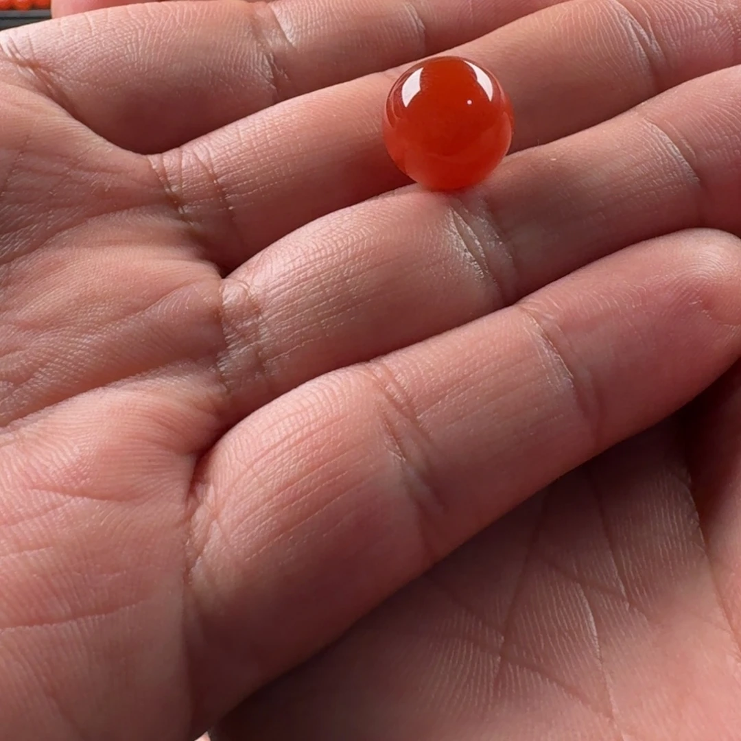 南红玛瑙未镶嵌圆珠12.4