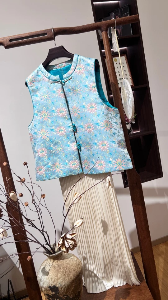 高品质设计款宋锦绢丝马甲