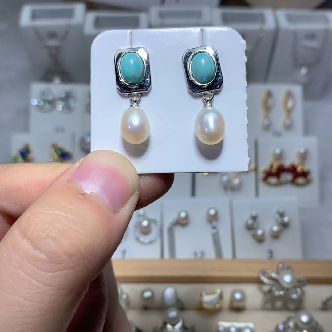 淡水珍珠银S925镶嵌耳饰