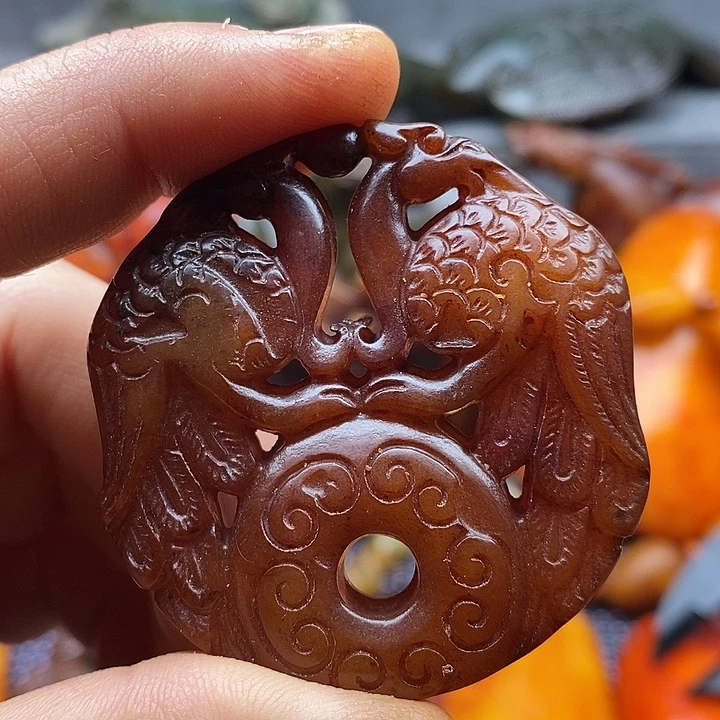 未镶嵌蛇纹石玉颈饰