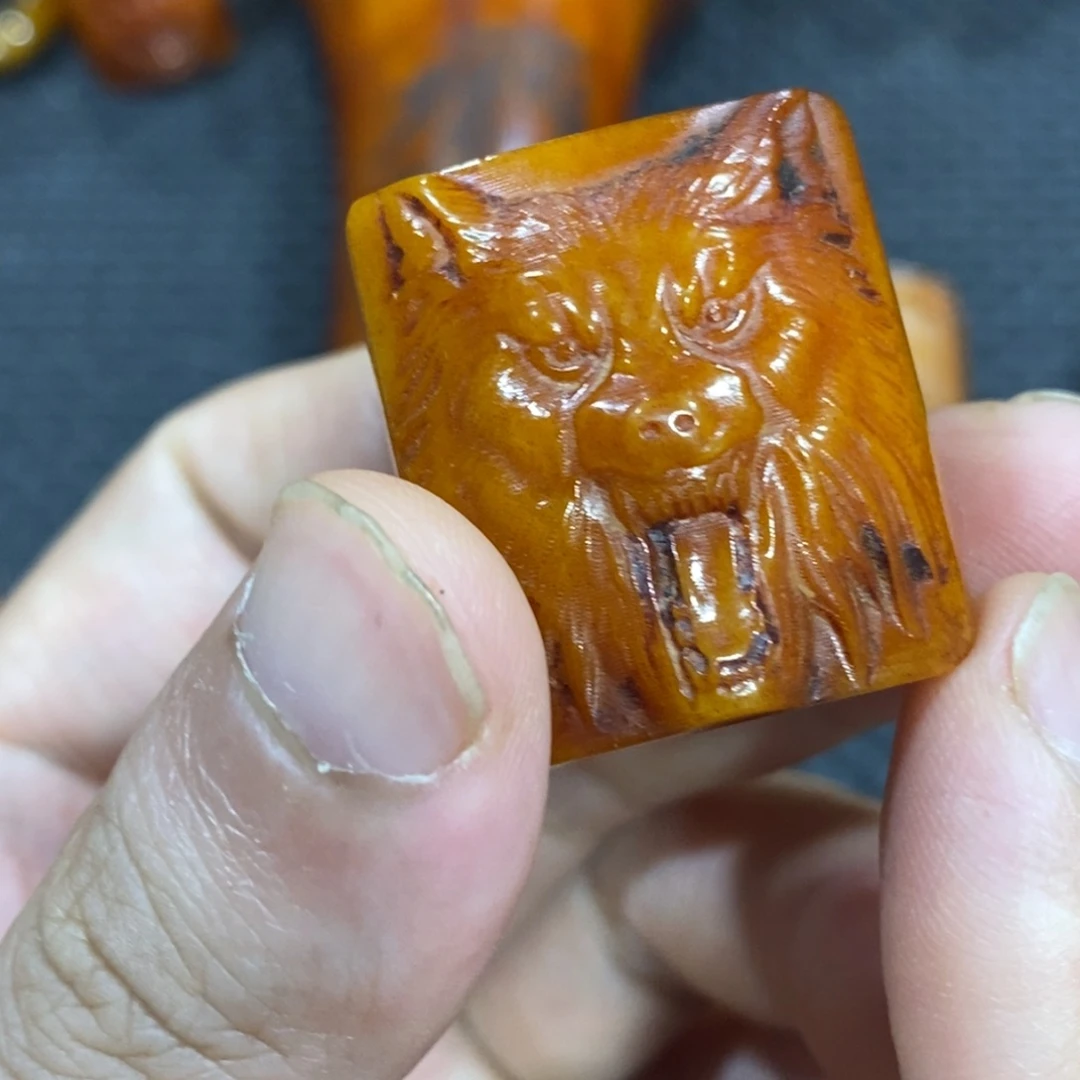 滴血莲花菩提吊坠