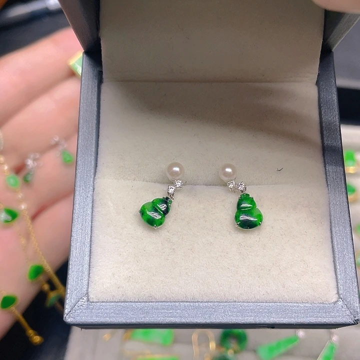 翡翠耳饰18K金镶嵌天然翡翠