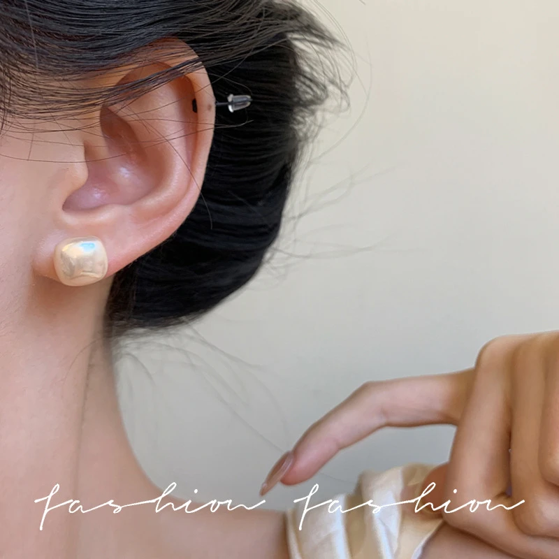 足银仿珍珠耳饰 足银仿珍珠耳饰方形银针耳钉女轻奢小众高级感