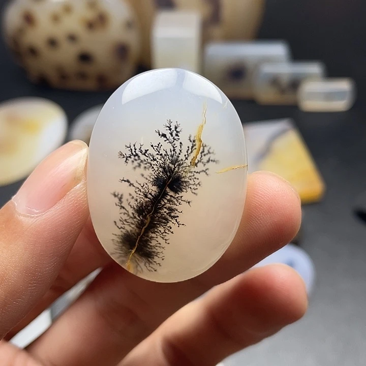玛瑙/玉髓未镶嵌颈饰