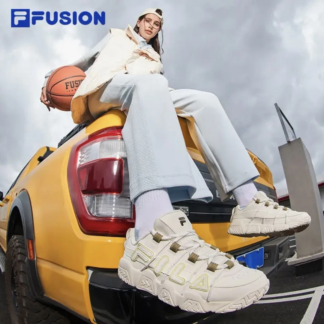 FILA FUSION斐乐潮牌女鞋复古篮球鞋2025冬新款面包鞋运动鞋