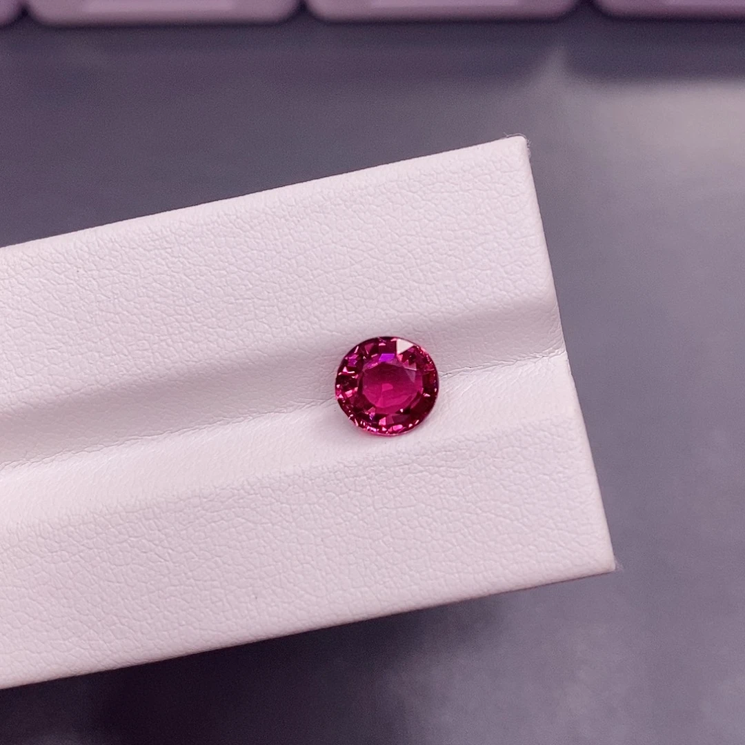 未镶嵌裸石碧玺1.545克拉