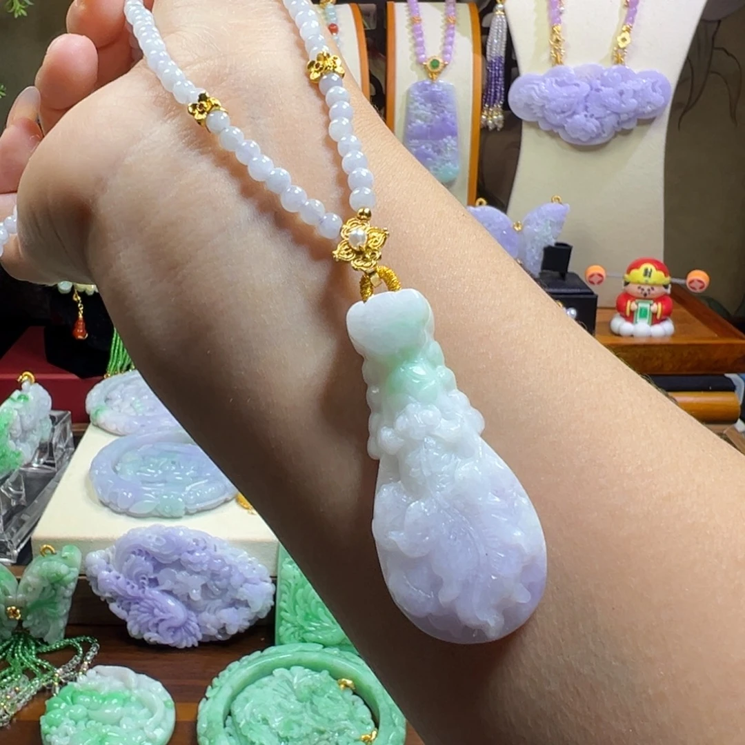 翡翠未镶嵌吊坠(赠链)锦鲤琵琶