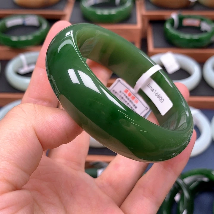 未镶嵌手镯和田玉（碧玉）6061