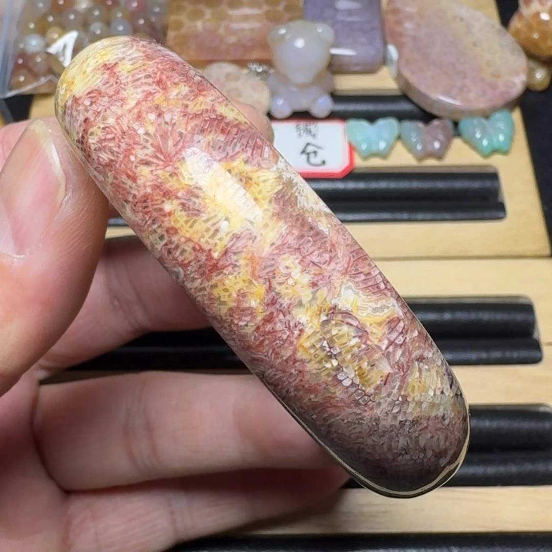 硅化玉纯天然色有机玉石未镶嵌54圈口