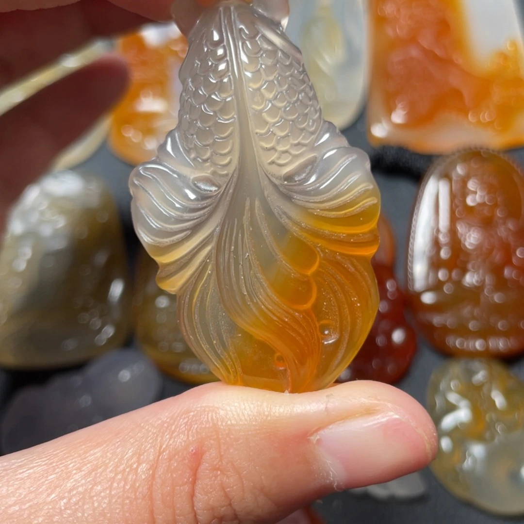 玛瑙/玉髓未镶嵌颈饰