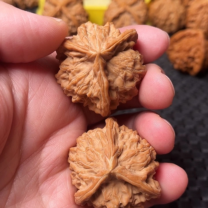 吊坠文玩核桃文玩核桃三棱核桃盘山