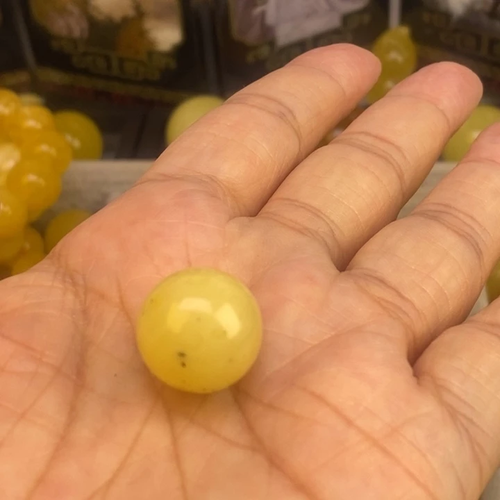 琥珀未镶嵌珠宝奇石微瑕