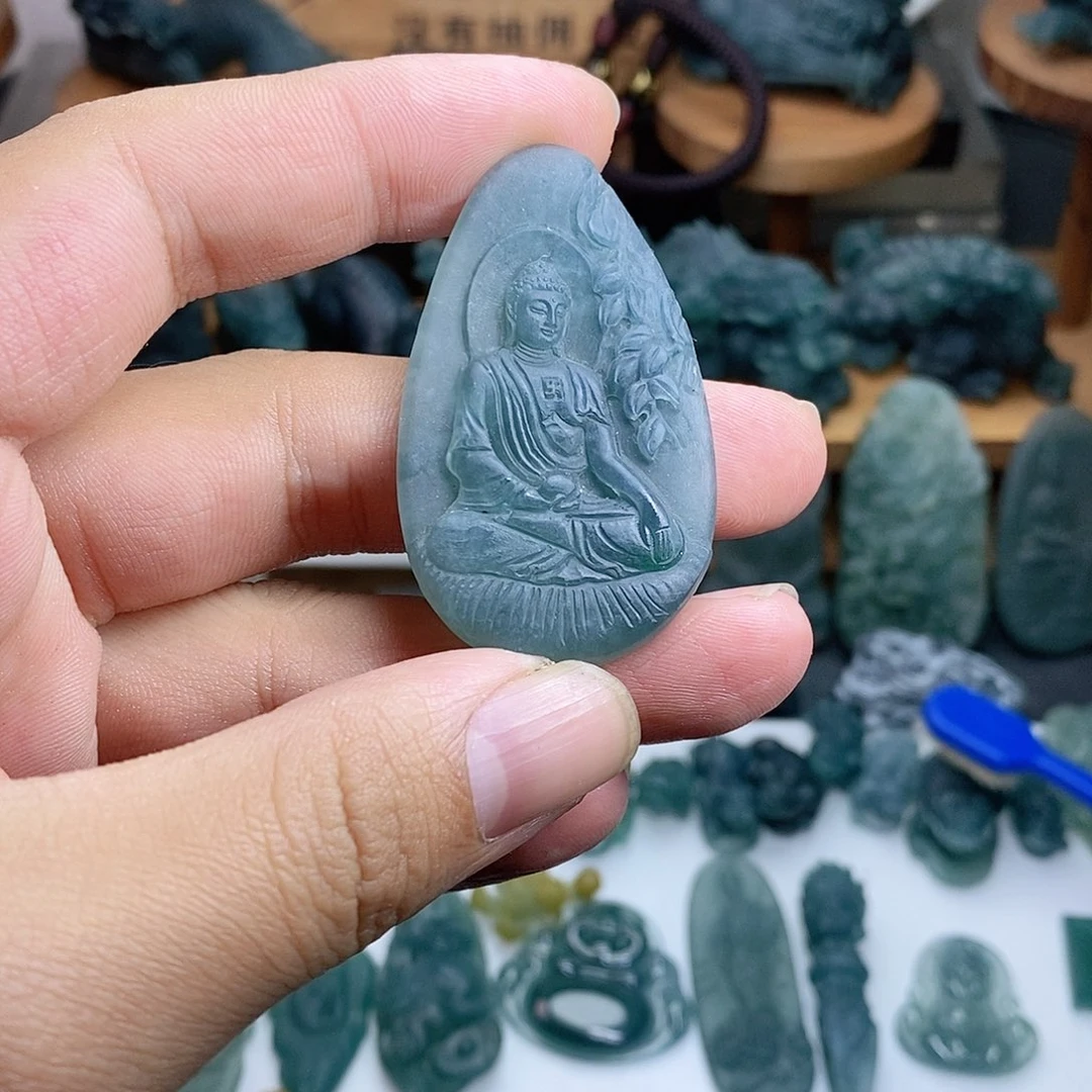 定制翡翠未镶嵌阿米