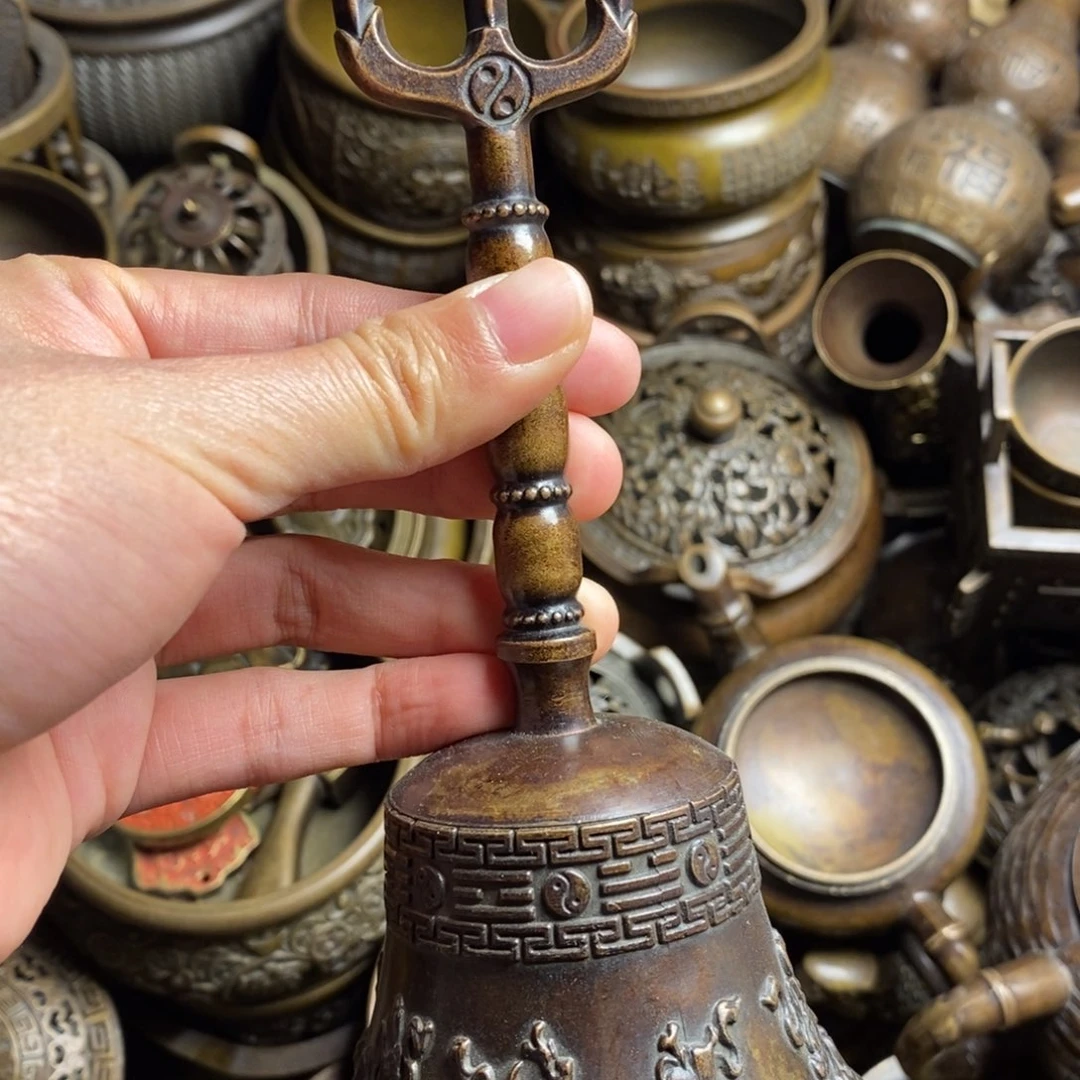精美铜器做工精良