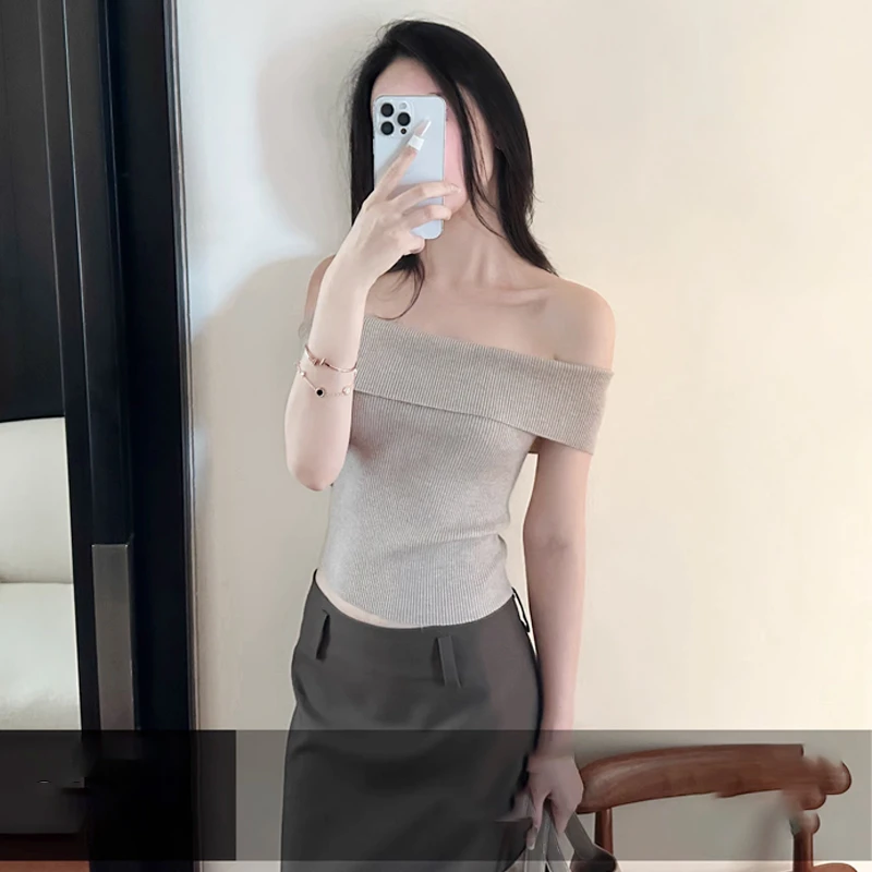 一字肩针织衫女夏季2025新款设计感短款修身显身材露肩薄款上衣