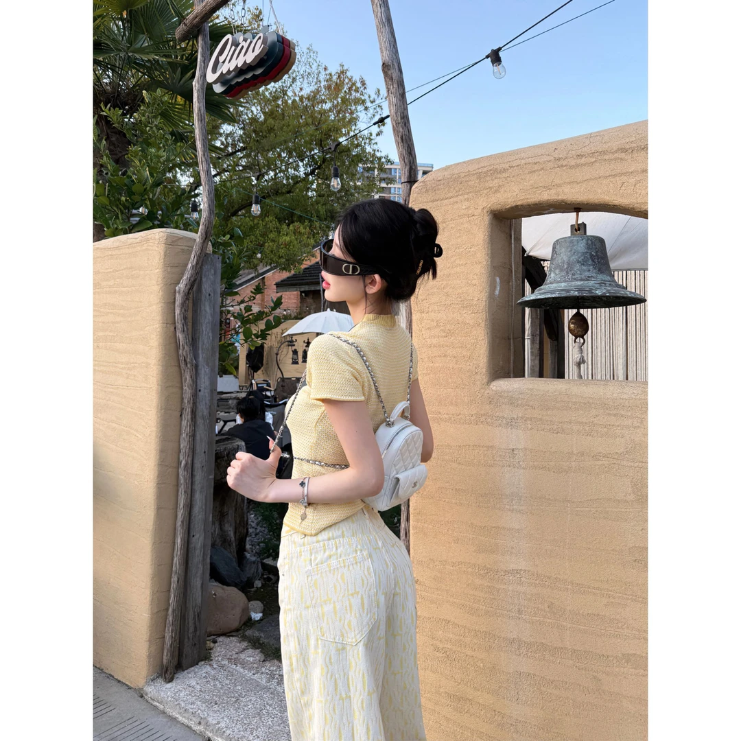 ULA LIMIT黄油日光圆领修身chane1副线鹅黄色毛针织短袖女