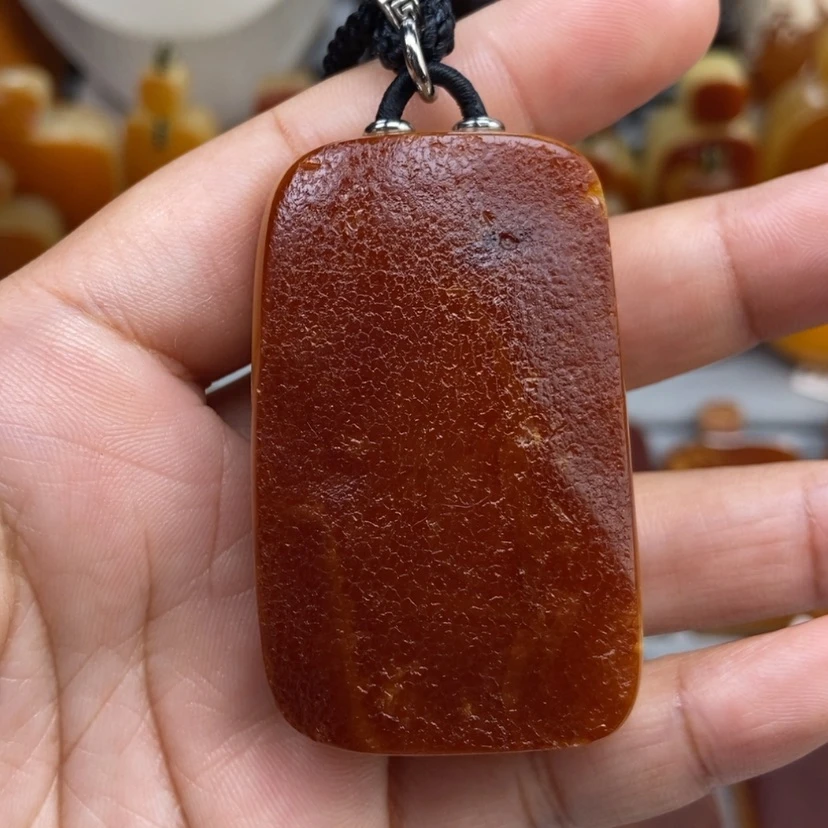 【闪购商品】琥珀颈饰未镶嵌