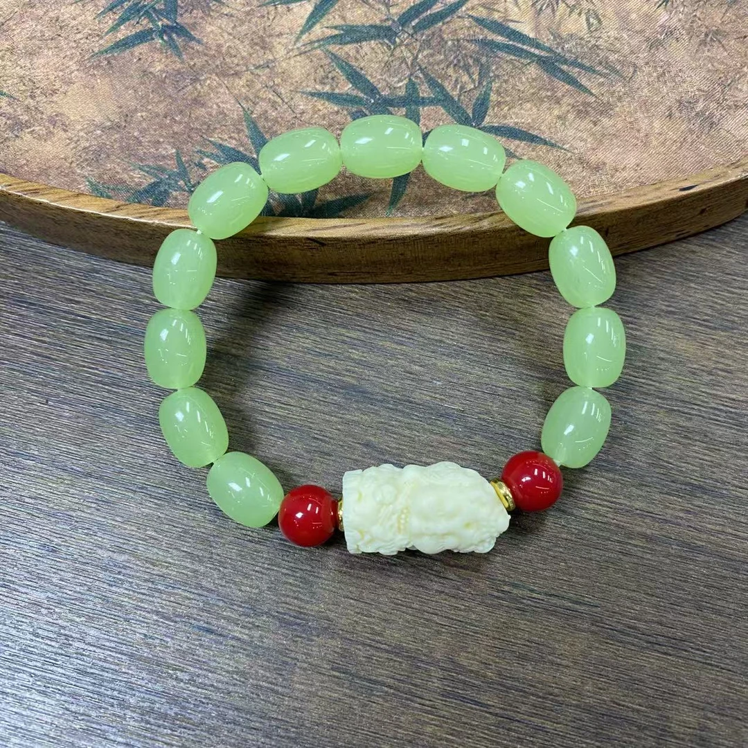 精品时尚手链丫546